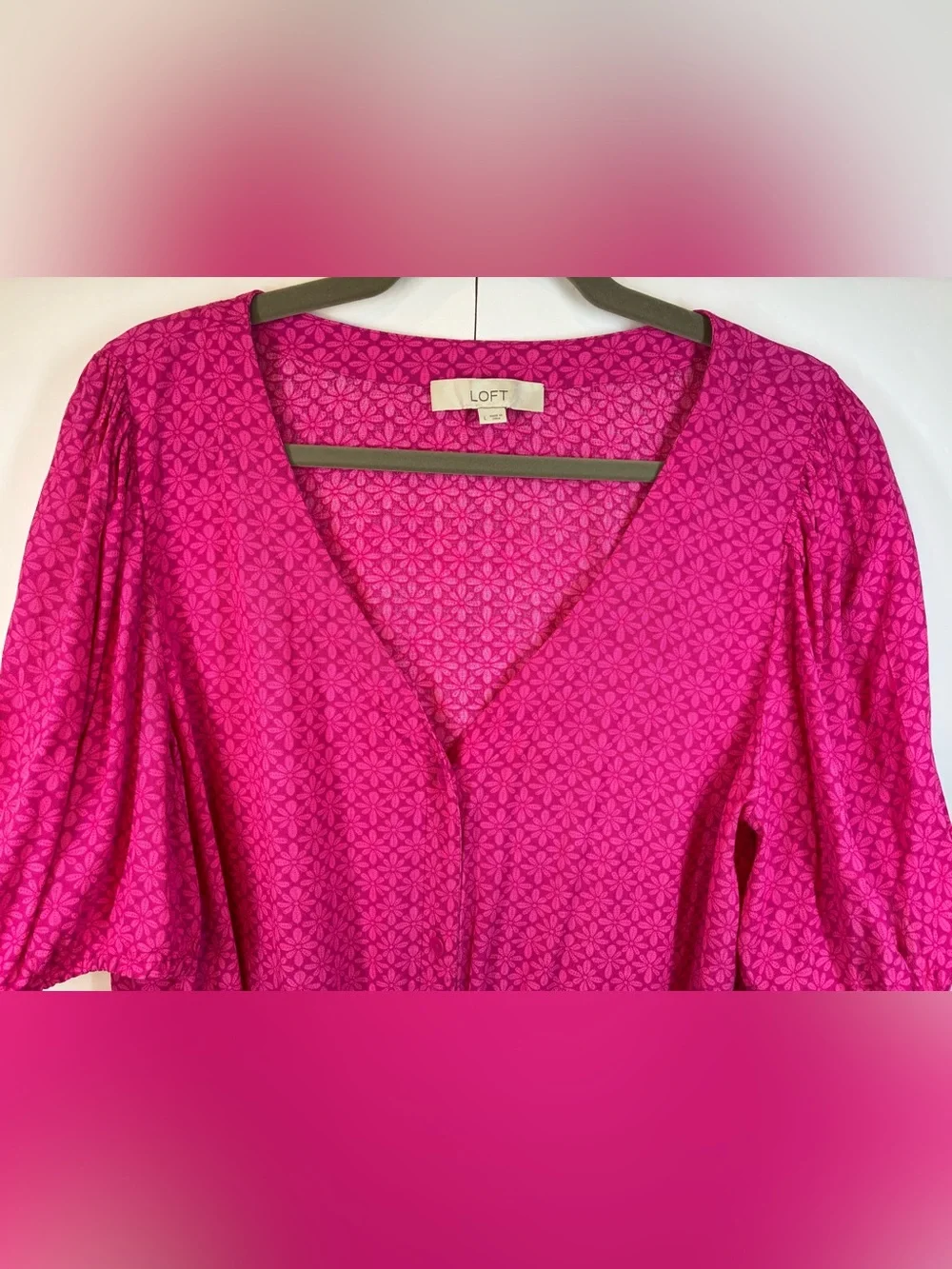 LOFT Pink Floral Print Tie Front Blouse V-Neck Puff Sleeve Size Large